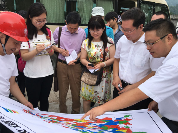 电力作家重走长征路活动四川站拉开序幕