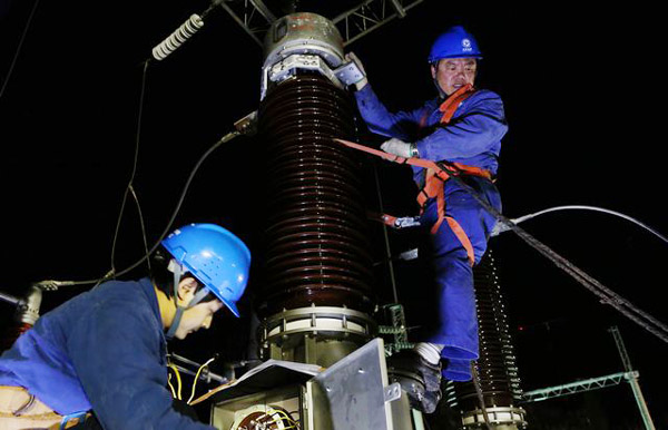 资阳：午夜电力“宅急送” 力保中车“不掉链” 
