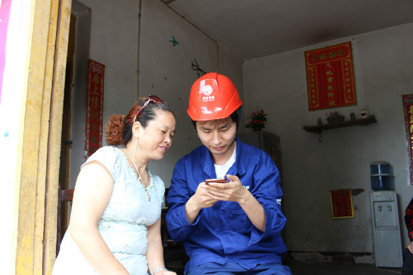 绵阳：蔡大姐的幸福生活 