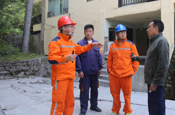 【抗震救灾】绵阳：抗震救灾 青年担当