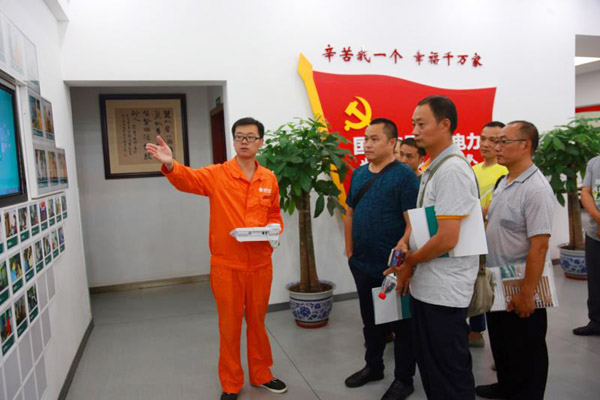 成都：党员精准传技“授之以渔”