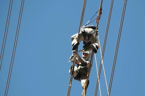 检修公司：高空“舞者”饶建彬 