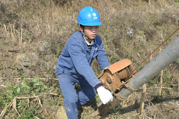 泸州：彝乡用电谱新篇 