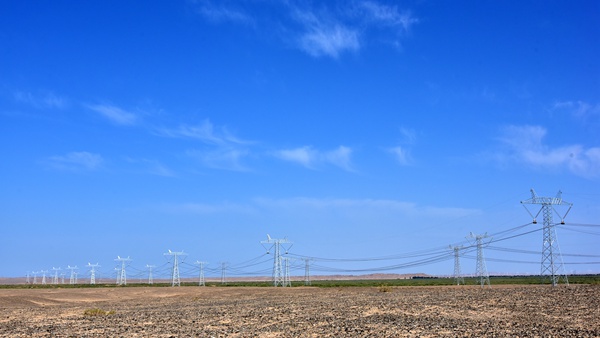 送变电：±1100千伏特高压工程建设侧记 