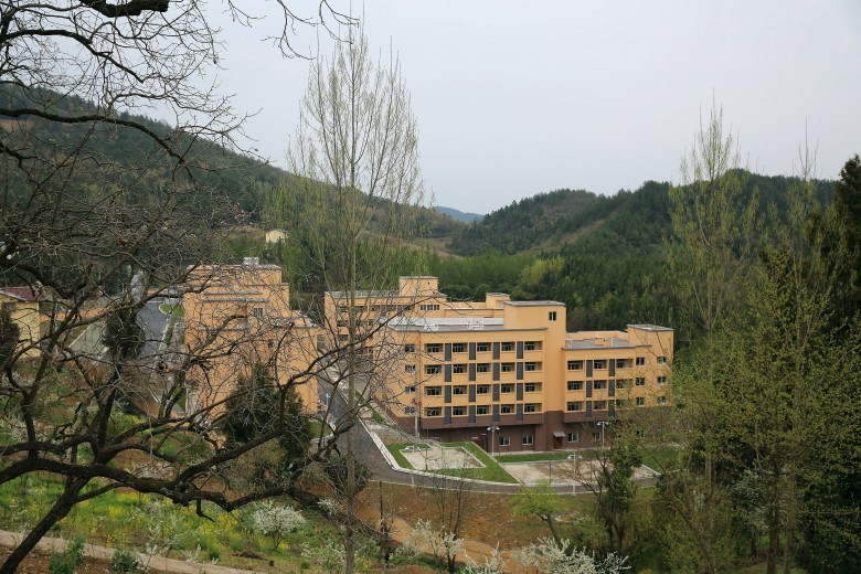 【记者走基层】脱贫奔小康  春到快活坪