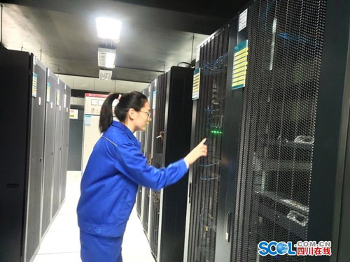 四川在线：你知道吗？温暖过冬的背后有他们的默默付出