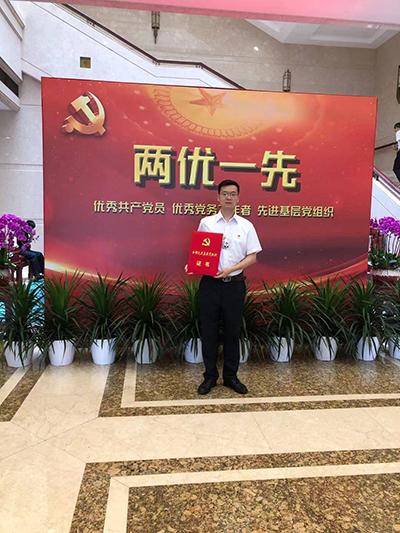 刘杰1.jpg