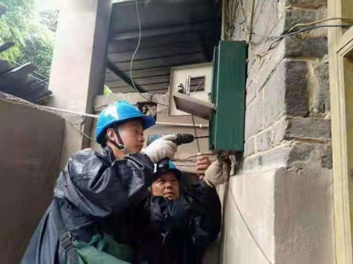 出动1.jpg