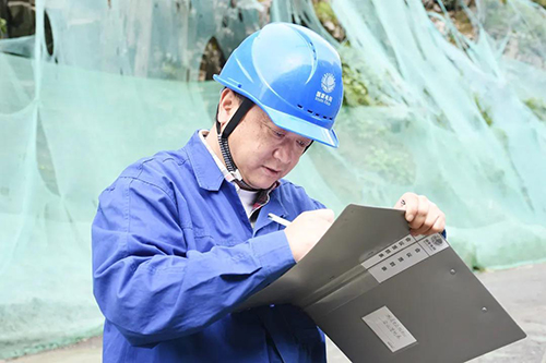 朱仲武1.jpg
