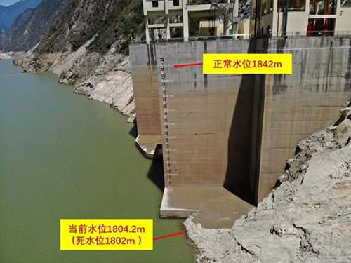 人民网：“丰水期”变“枯水季” 水电大省四川如何渡难关 3.jpg