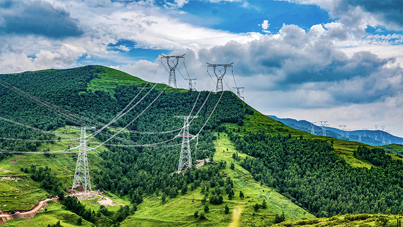 北京市委书记尹力走访国家电网