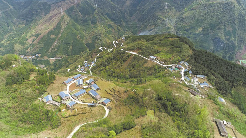 《亮报》：马边彝村好风景4.png