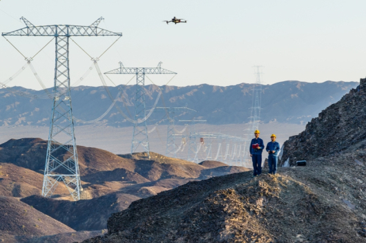架起空中“能源丝路”
