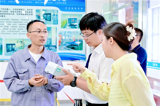 天山南北动能澎湃