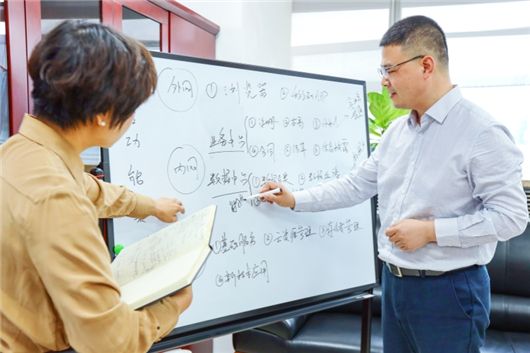 天山南北动能澎湃