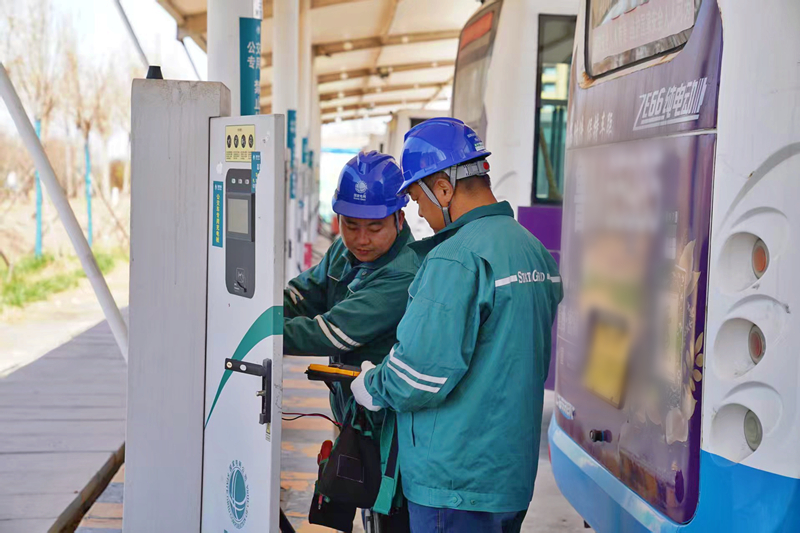 节日我在岗|车网互动护航绿色出行