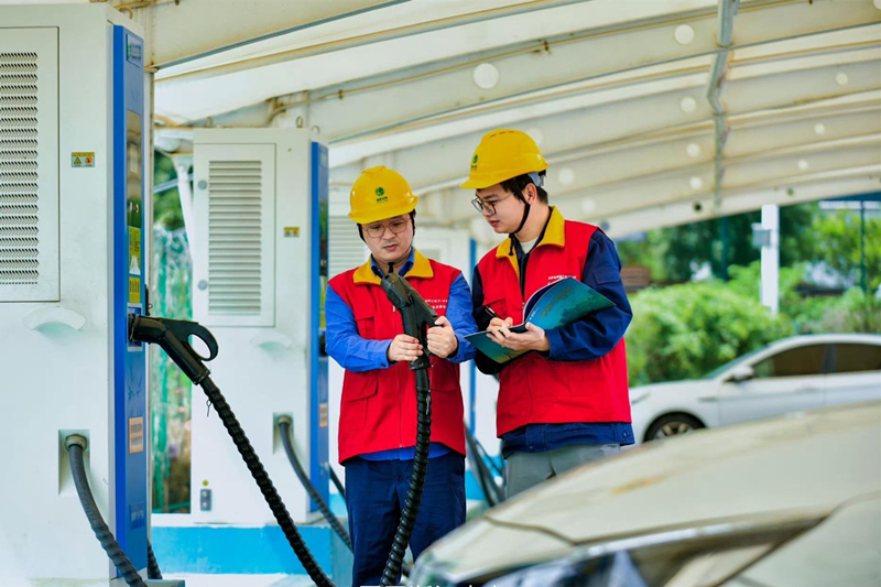节日我在岗|车网互动护航绿色出行