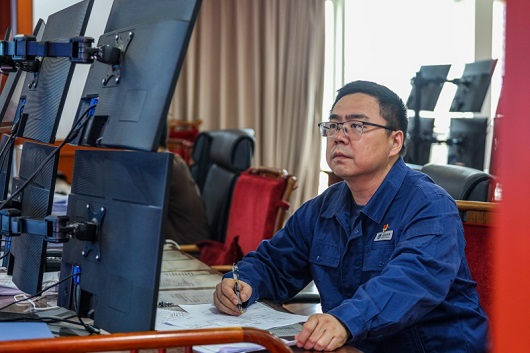 大国工匠张霁明:毫秒之间精益创新的“钉子匠”