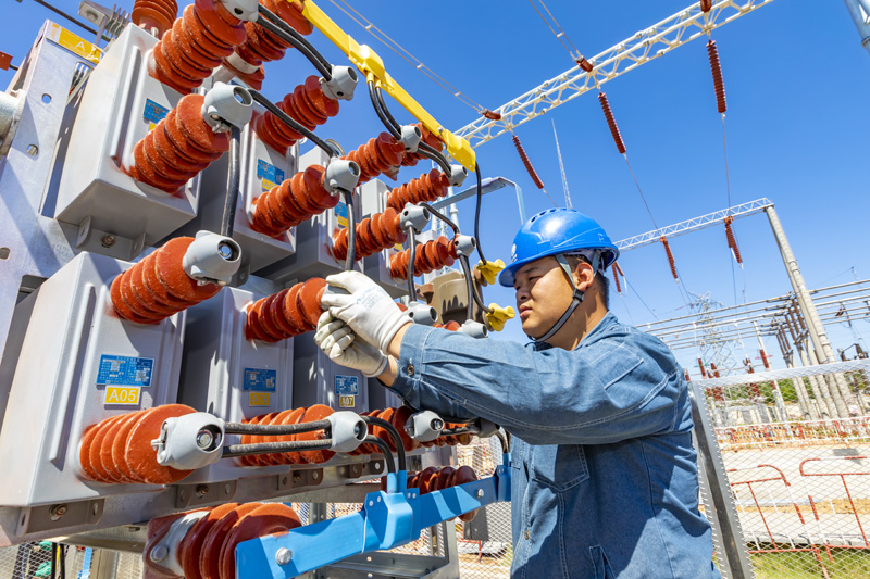 国家电网加快迎峰度冬工程建设