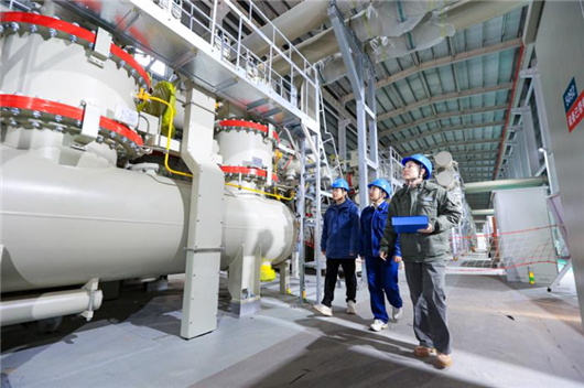 国家电网广大员工假期坚守一线保供电