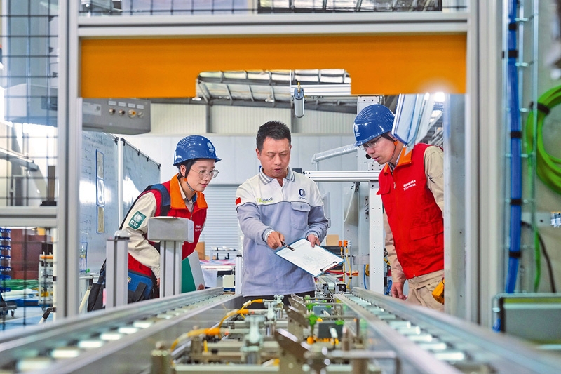 学习贯彻公司“两会”精神丨高站位勇争先加快构建新型电力系统