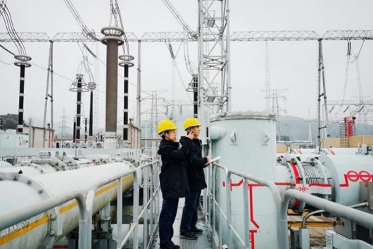 战寒潮保供电 守护民生温度