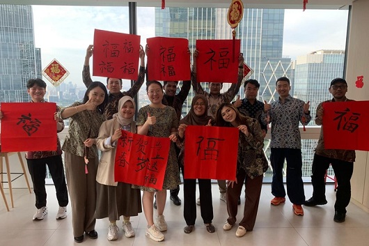 节日我在岗|海外过节送祝福