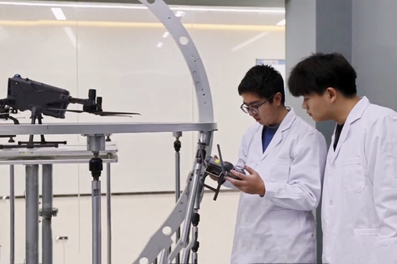 新春走基层丨风雪大别山：青春巡线队的科技保电战