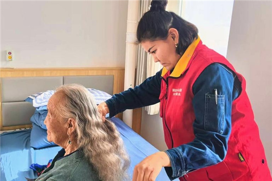 国家电网广泛开展学雷锋志愿服务活动