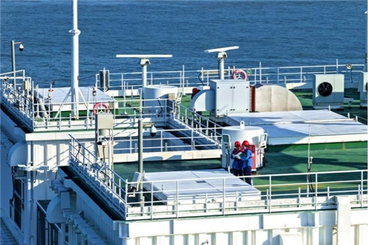 学习贯彻全国两会精神｜积极服务全面绿色转型