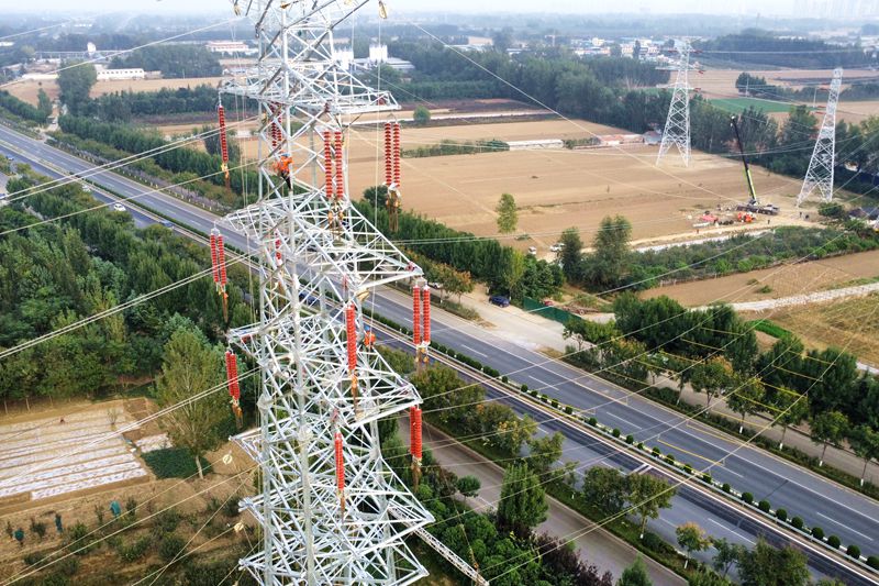 加快迎峰度夏重点工程建设