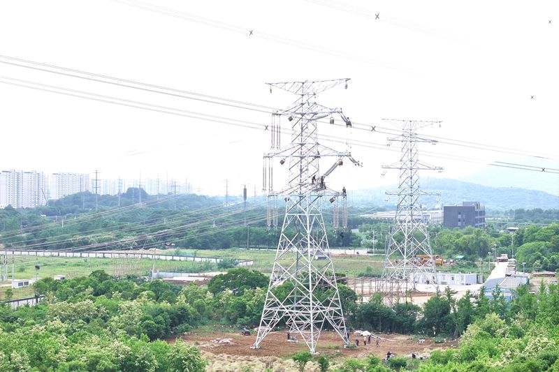 加快迎峰度夏重点工程建设
