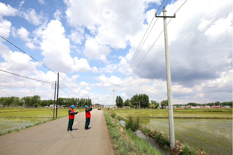 树立和践行正确政绩观 真抓实干优服务惠民生