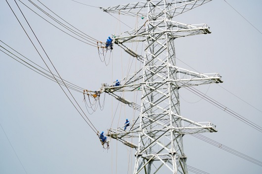 国家电网公司加快迎峰度夏重点工程建设