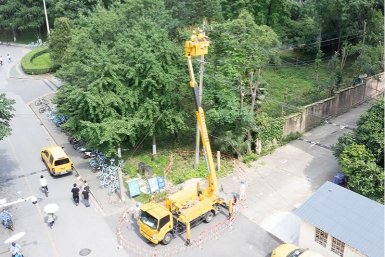 国家电网全力迎战台风“巴威”