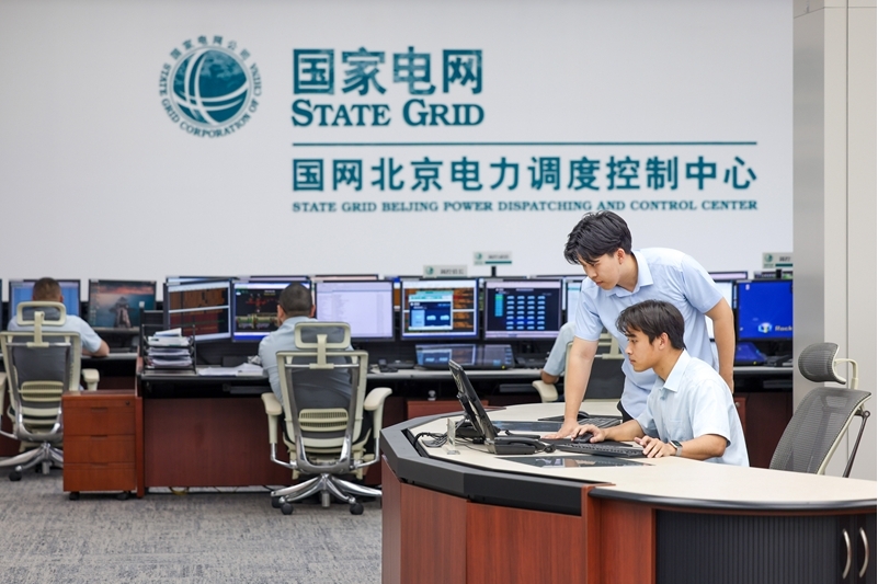 国家电网：战高温保供电